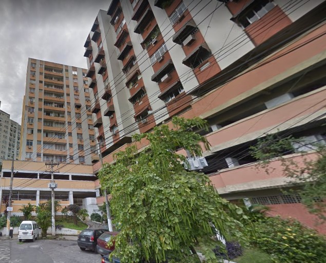 ENFITEUSE,  LAUDÊMIO E FORO