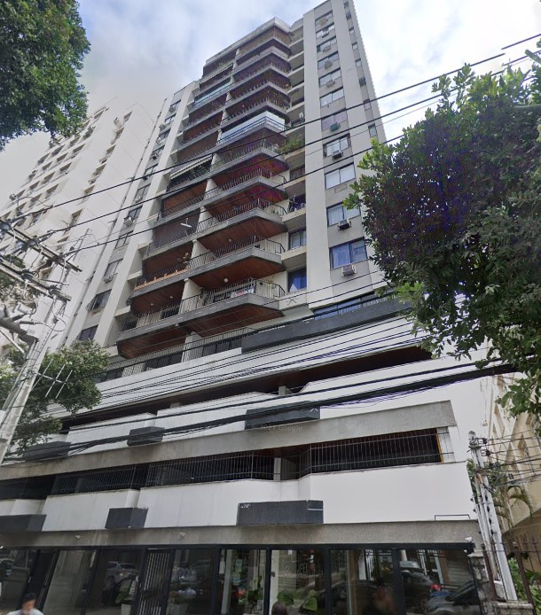 CONSIDERAÇÕES SOBRE CONTRATO DE LOCAÇÃO DE IMOVEIS EM ADMINISTRAÇÃO 